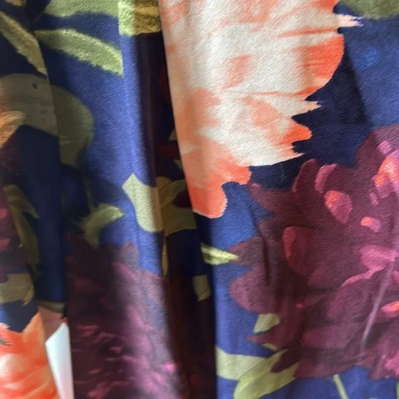 Guess Fall Dress - Picture 3 of 3